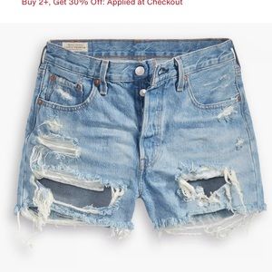 Levi 501 Original high rise denim shorts, size 29, brand new!!